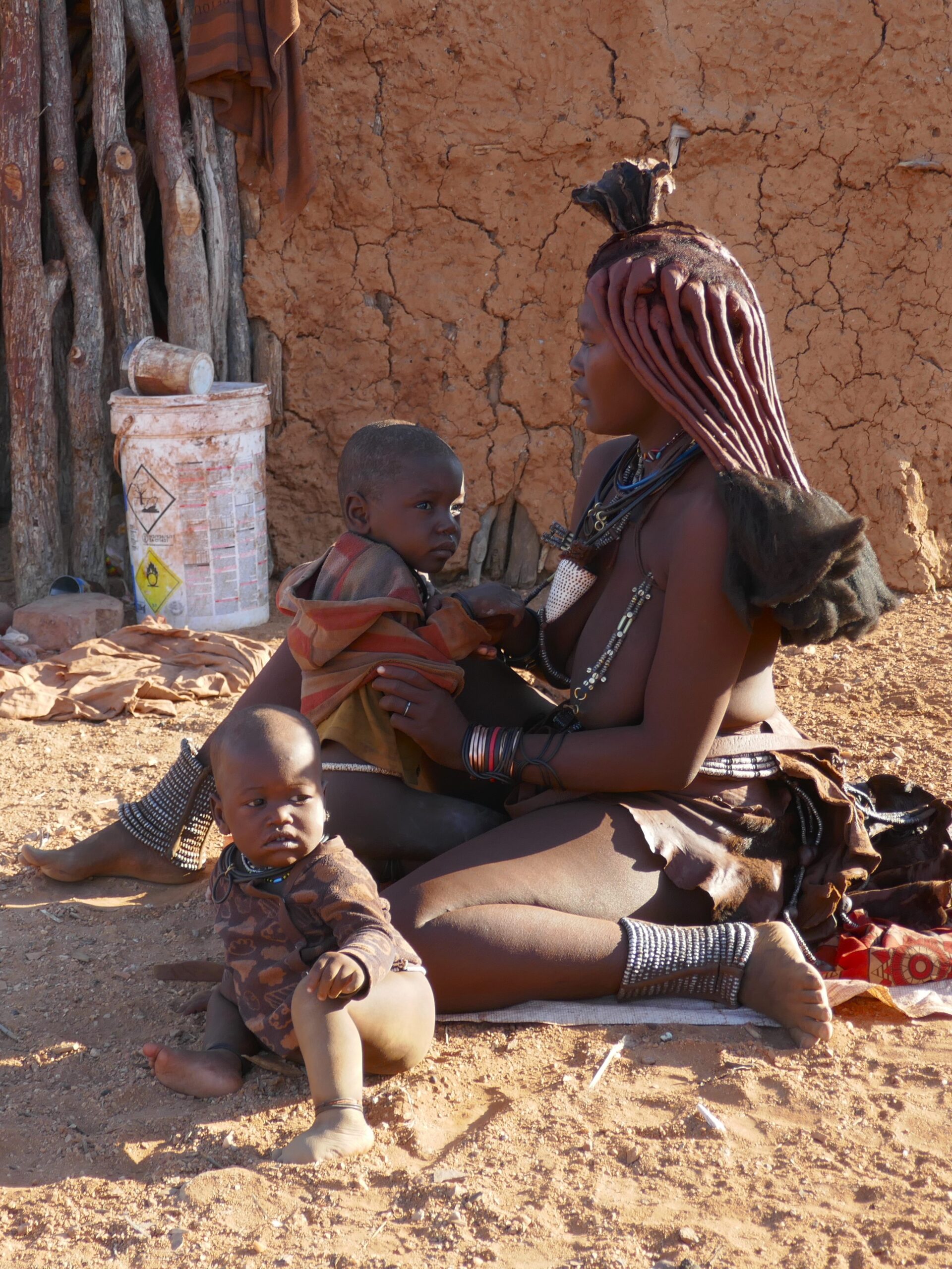 himba-namibia-01